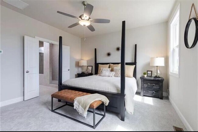 Foto del edificio - 3710 Ample Ave