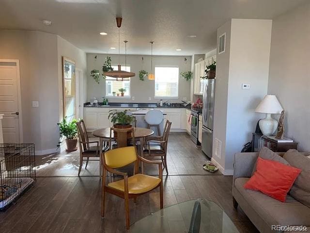 Foto del edificio - 618 E Hinsdale Ave