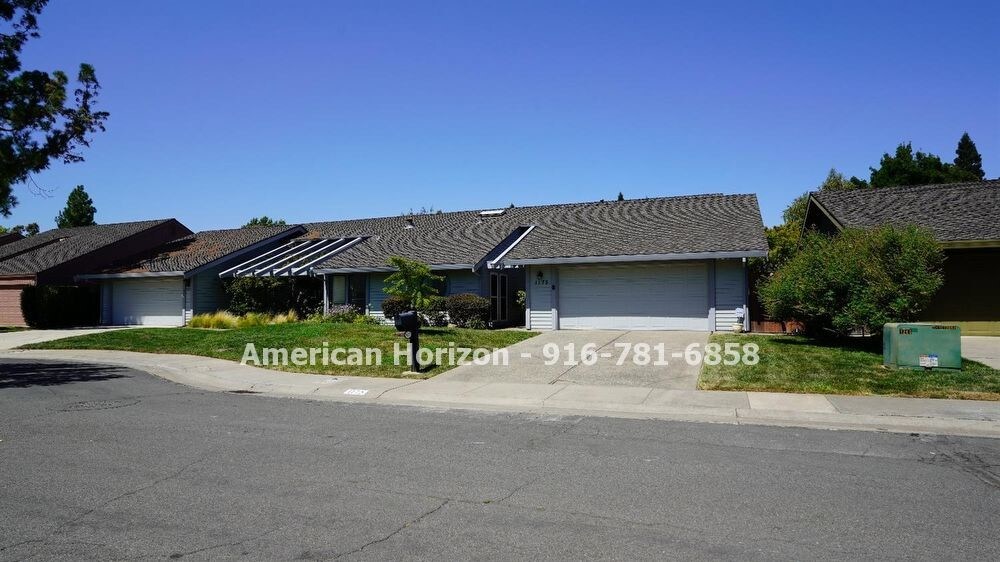 Primary Photo - 1175 Rose Tree Way