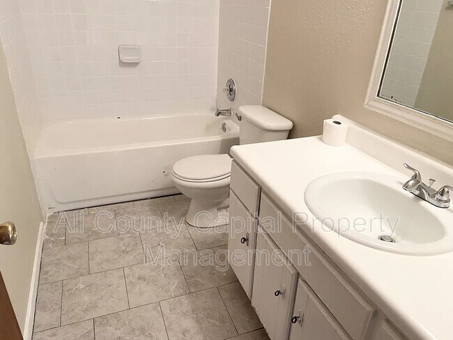 Foto del edificio - 105 Smith Ln