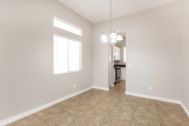 Foto del edificio - 2018 Annbriar Ave