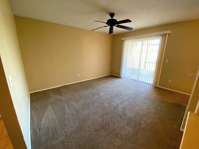 Building Photo - 4239 Pershing Pointe Pl