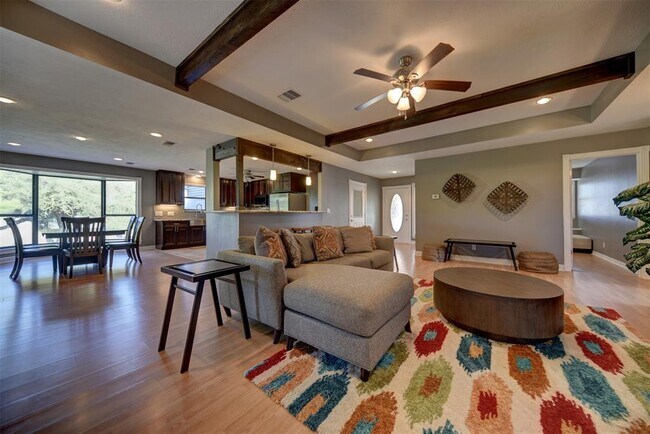 Foto del edificio - 10463 TX-36