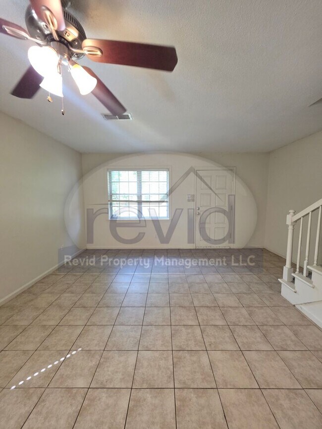 Foto del edificio - 2977 Stage Park Pl