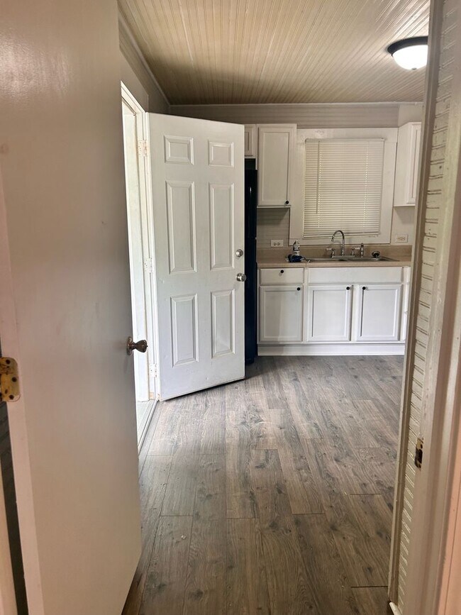 Foto del edificio - 638 Wilson St