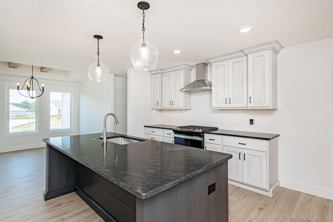 Foto del edificio - 4505 Chambers Bay Dr