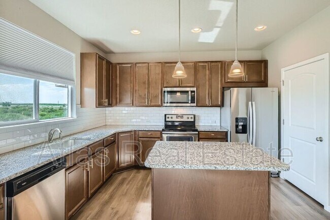 Foto del edificio - 1121 104th Ave Ct