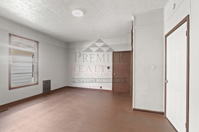 Foto del edificio - 108 Comer St