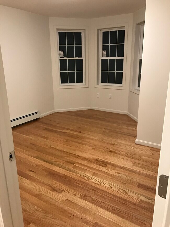 Bedroom 2 - 234 Commercial St