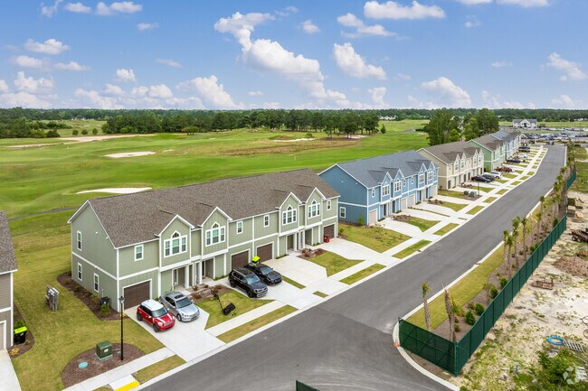 Vista aérea. - Moorland Reserve Townhomes