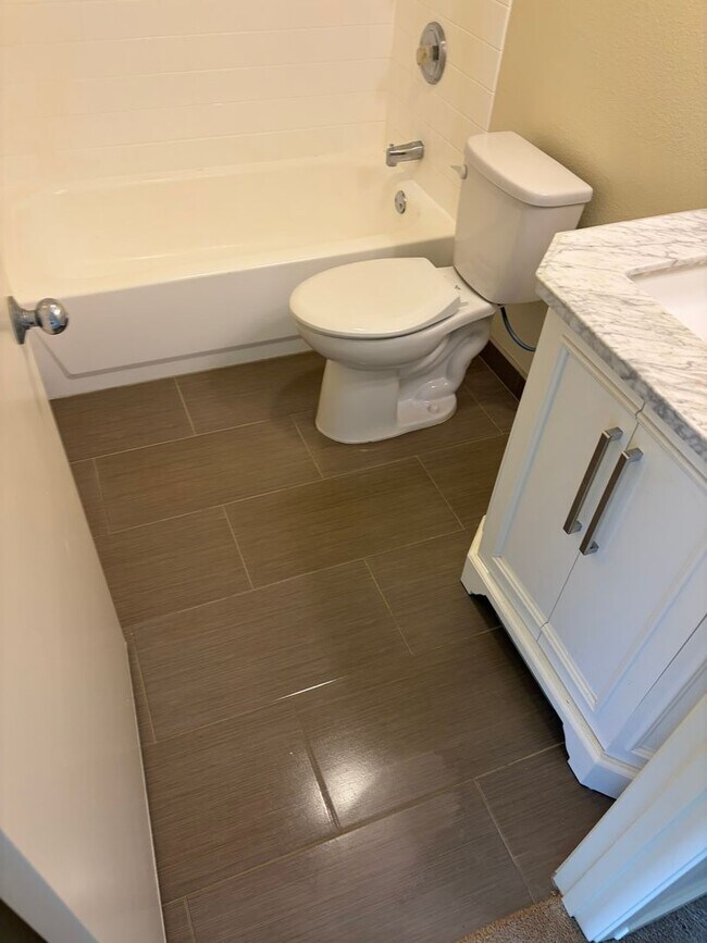 Foto del edificio - 2BR / 2BA Townhome with 2 Parking – Westview at Makakilo Heights