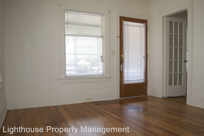 Building Photo - 3 br, 1 bath House - 1425 Tamarack Ave NW