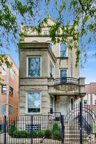 Building Photo - 1451 N Maplewood Ave