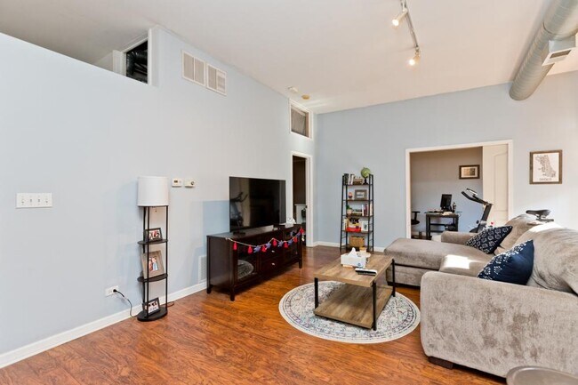 Foto del edificio - 2 bedroom in Chicago IL 60622