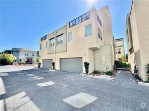 Building Photo - 11287 Gravitation Dr