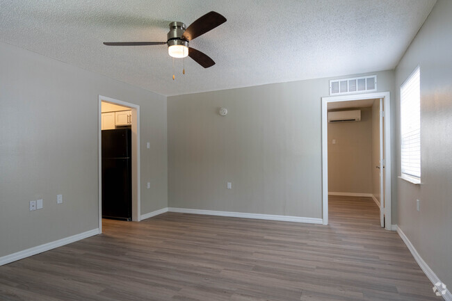 1BD, 1BA - 620SF - Haven on Canal Apartments