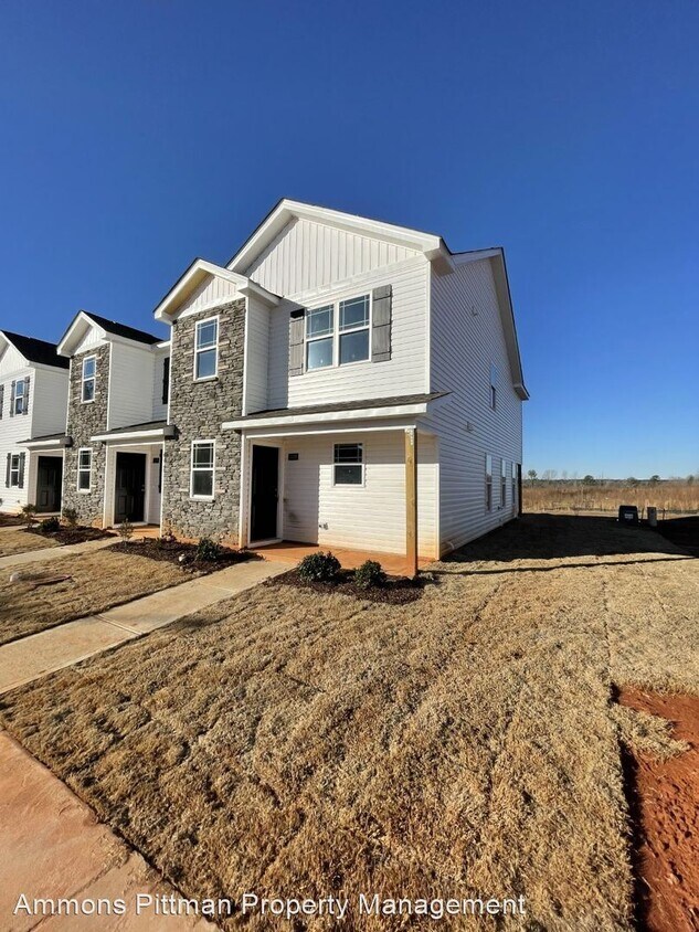 3 br, 2 bath House 1100 Peony Lane House Rental in Youngsville, NC