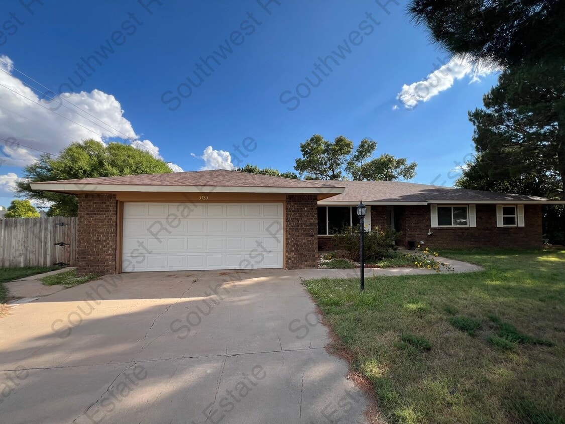 Primary Photo - Charming 3-Bed, 2-Bath Home with Garage