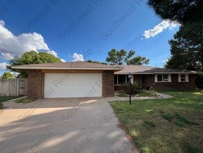 Building Photo - 3733 Linkwood Ln
