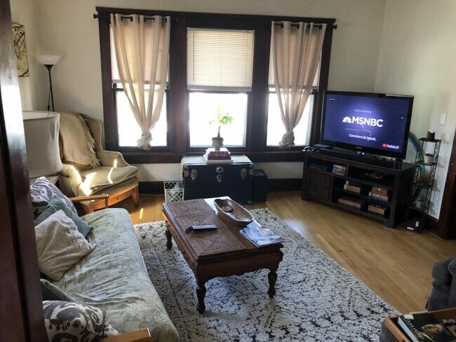 Foto del edificio - 455 Jean Street #1