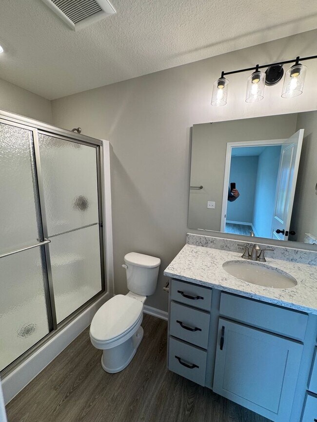 Foto del edificio - 4153 Centerstone Pkwy