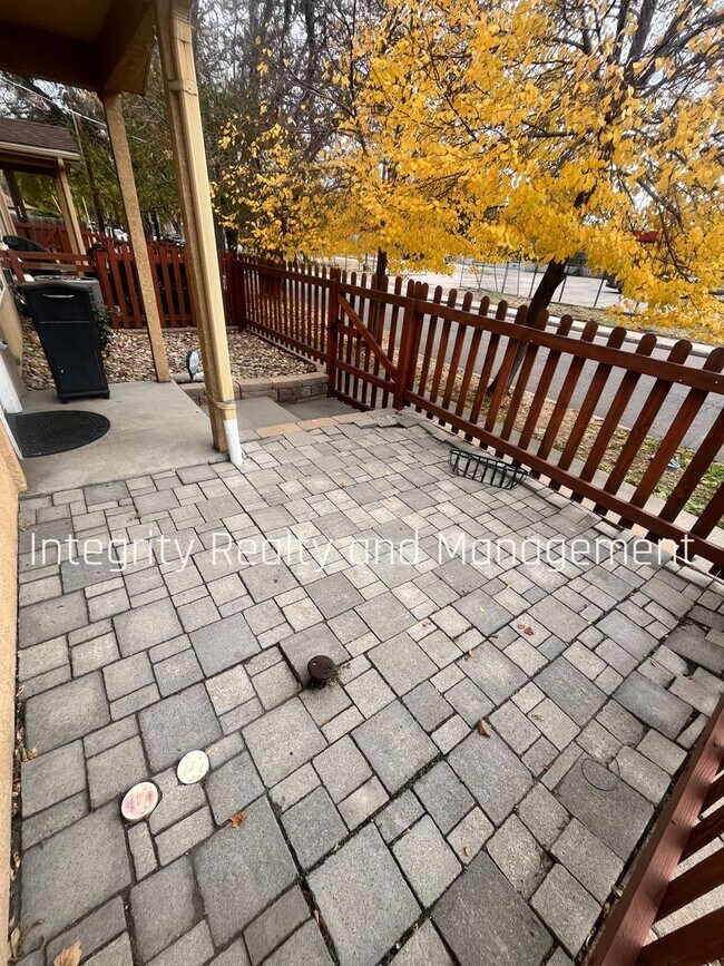 Photo - 4001 E 16th Ave House