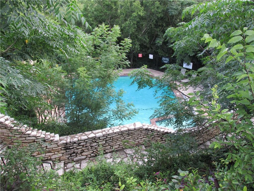 Primary Photo - 6910 Hart Ln