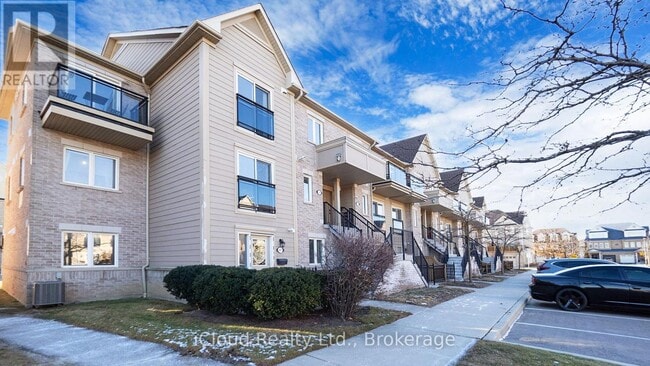 Building Photo - 4975 Southampton Dr