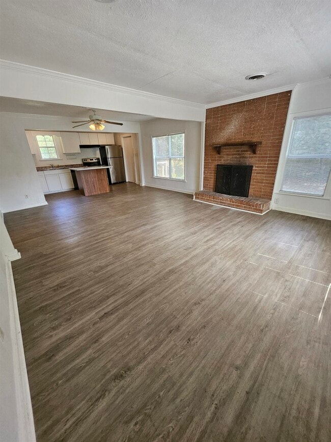 Foto del edificio - 2772 W Tharpe St