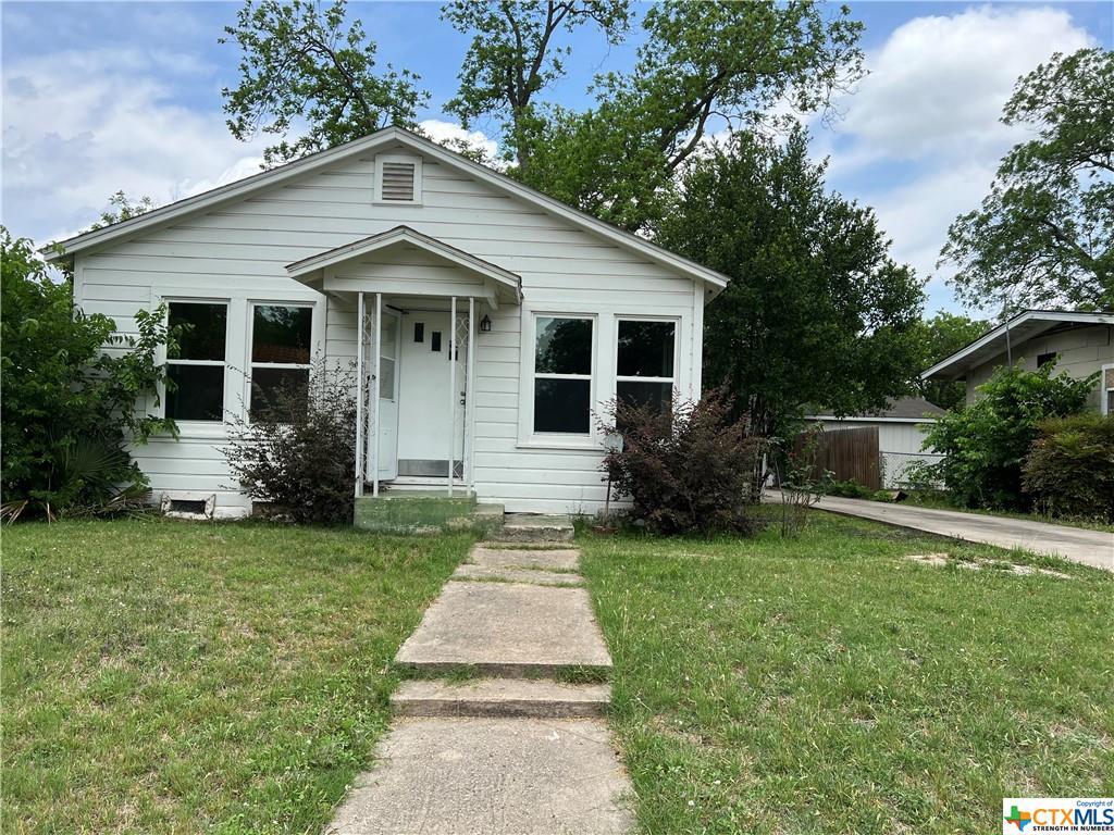 824 Bismark St, Seguin, TX 78155 House Rental in Seguin, TX