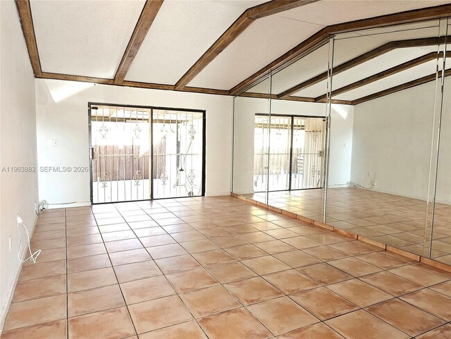 Building Photo - 4907 SW 137th Ct