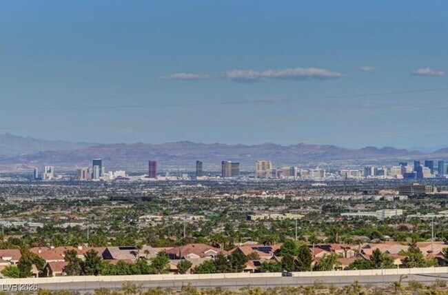 Foto del edificio - 1420 Song Lark Ln