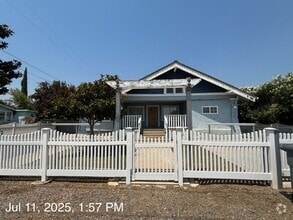 Building Photo - 342 Olive St