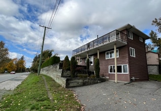 Building Photo - 4871 Marine Dr