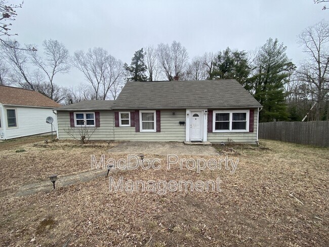 Foto del edificio - 217 Hillcrest Dr