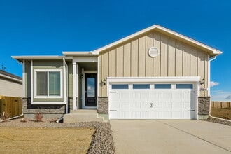 Building Photo - 9466 Yampa Ct