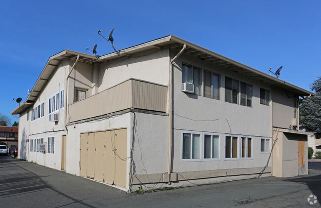 Building Photo - Lacey Apartments