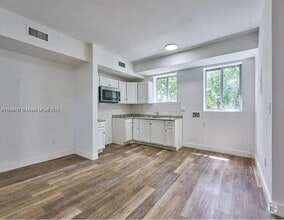 Building Photo - 6211 NW 7th Ave