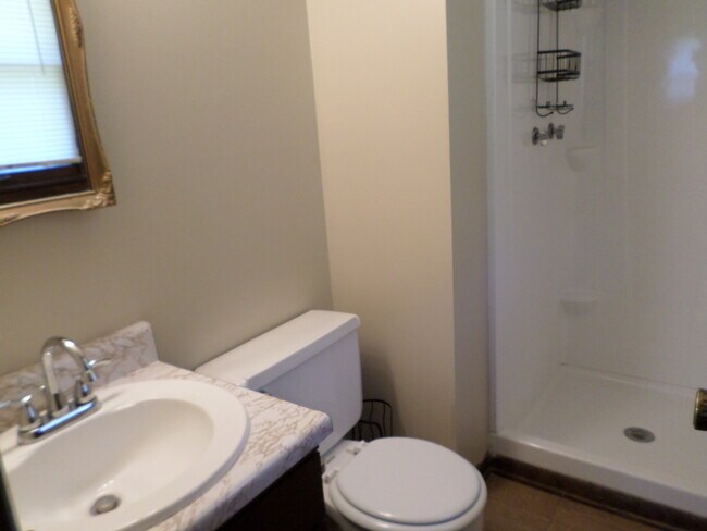 Foto del edificio - SHORT TERM LEASE ONLY