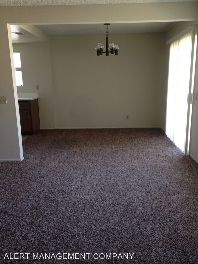 Building Photo - 1311 Isleton Pl