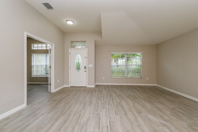 Building Photo - 6608 Brighton Park Dr