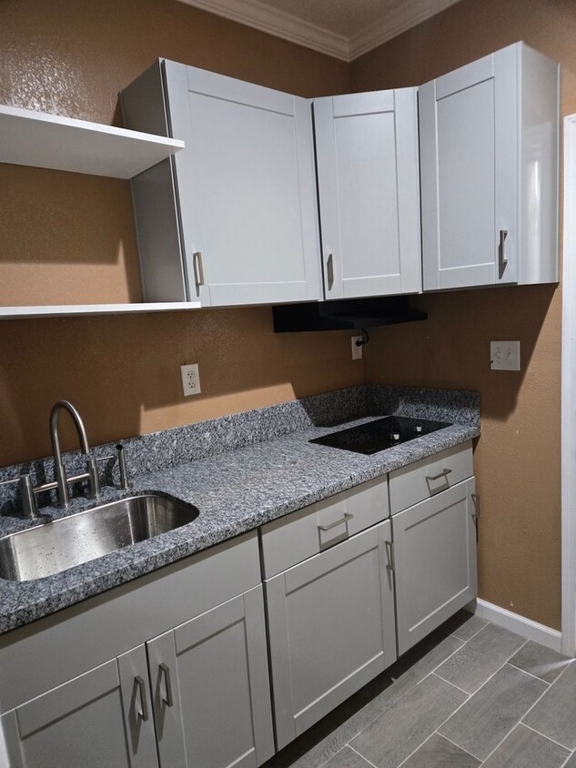 Primary Photo - Charming 1BR Duplex in Riverside