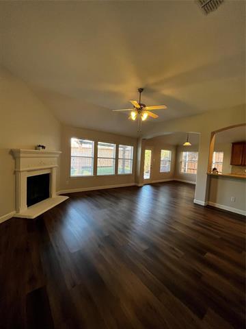 Foto del edificio - 14716 Lone Spring Dr