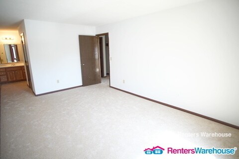 Foto del edificio - 1620 Highway 36 W