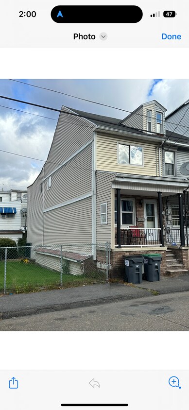 Primary Photo - 219 W Mahanoy St