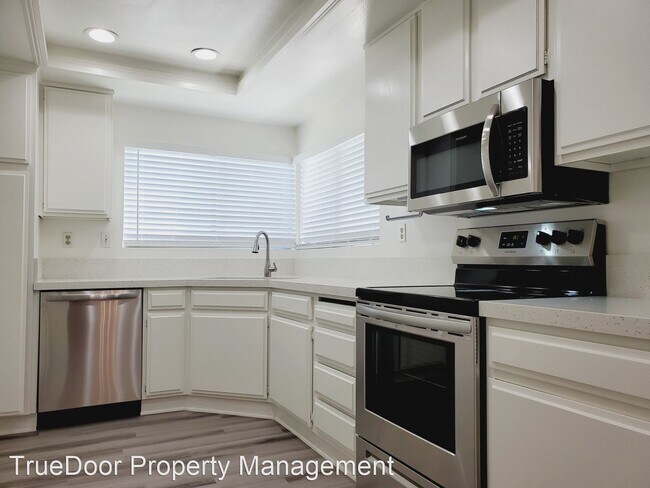 Building Photo - 3 br, 2 bath House - 231 Tarocco