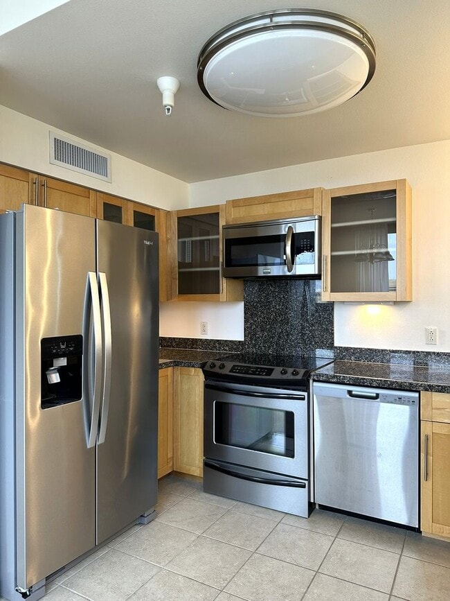 Building Photo - Keola La'i - Pet Friendly 1BR/1BA/1PK