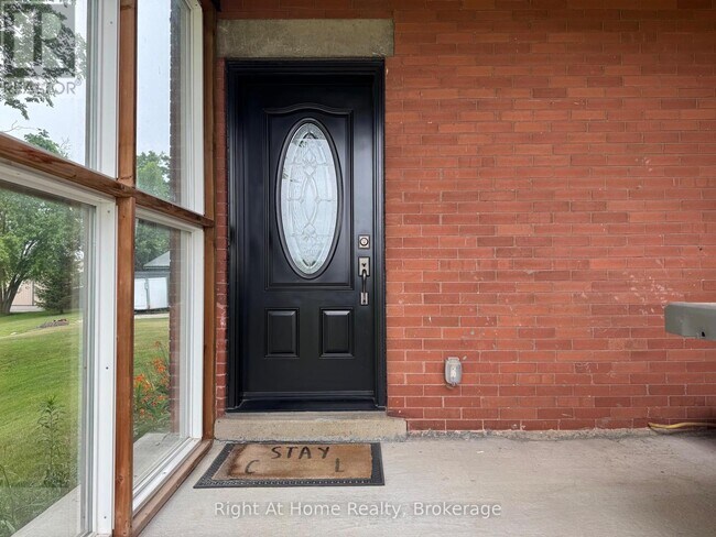 Photo du bâtiment - 12 Erinville Dr