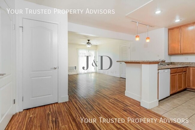 Building Photo - 7747 Margerum Ave