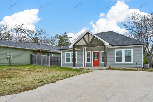 Building Photo - Modern 2021 Home with Granite Countertops ...